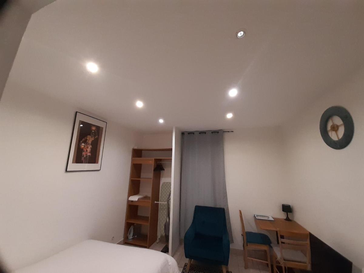 Appartement Aad1 Clamart 200 M Du Tramway T6 St Pave Blc Avec Cuisine Separee מראה חיצוני תמונה